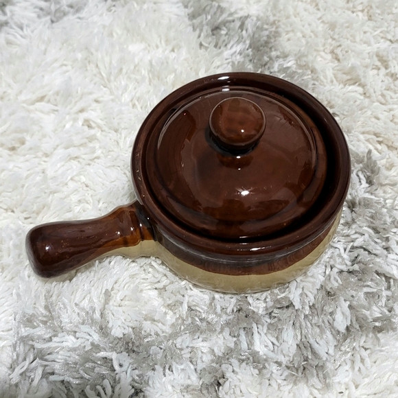 Vintage Stoneware Mini Crock Pot with Handle and Lid - Picture 7 of 10